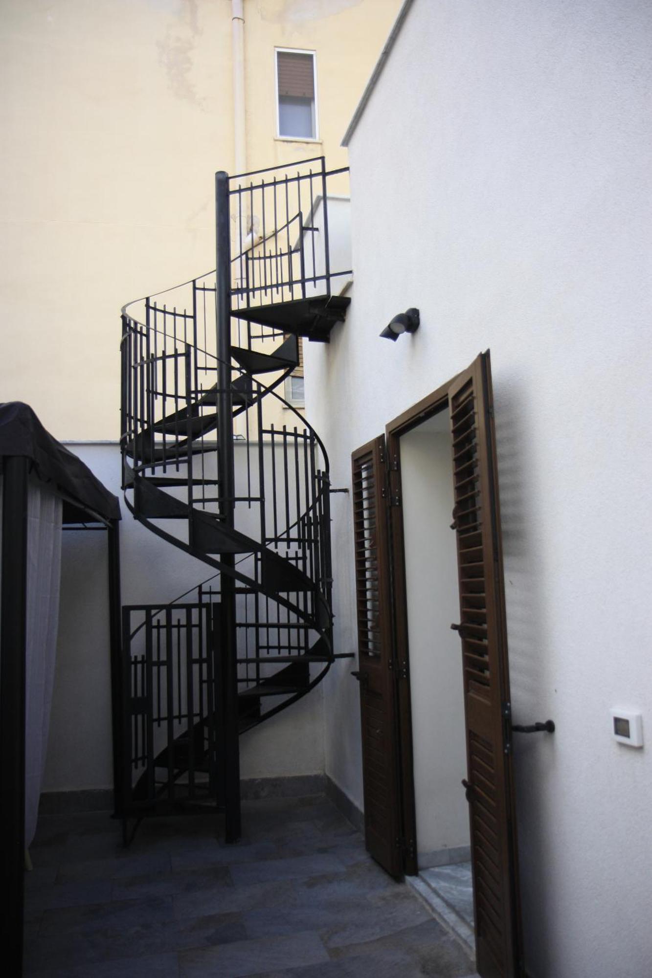Zisas Apartment Palermo Exterior photo